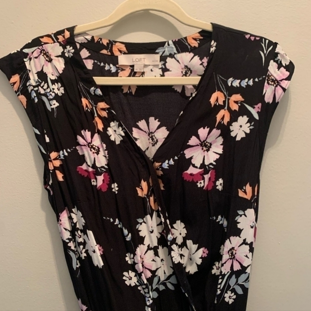 NWT, Ann Taylor LOFT, Black Garden Floral Ruffle Romper Size Medium - Picture 5 of 11